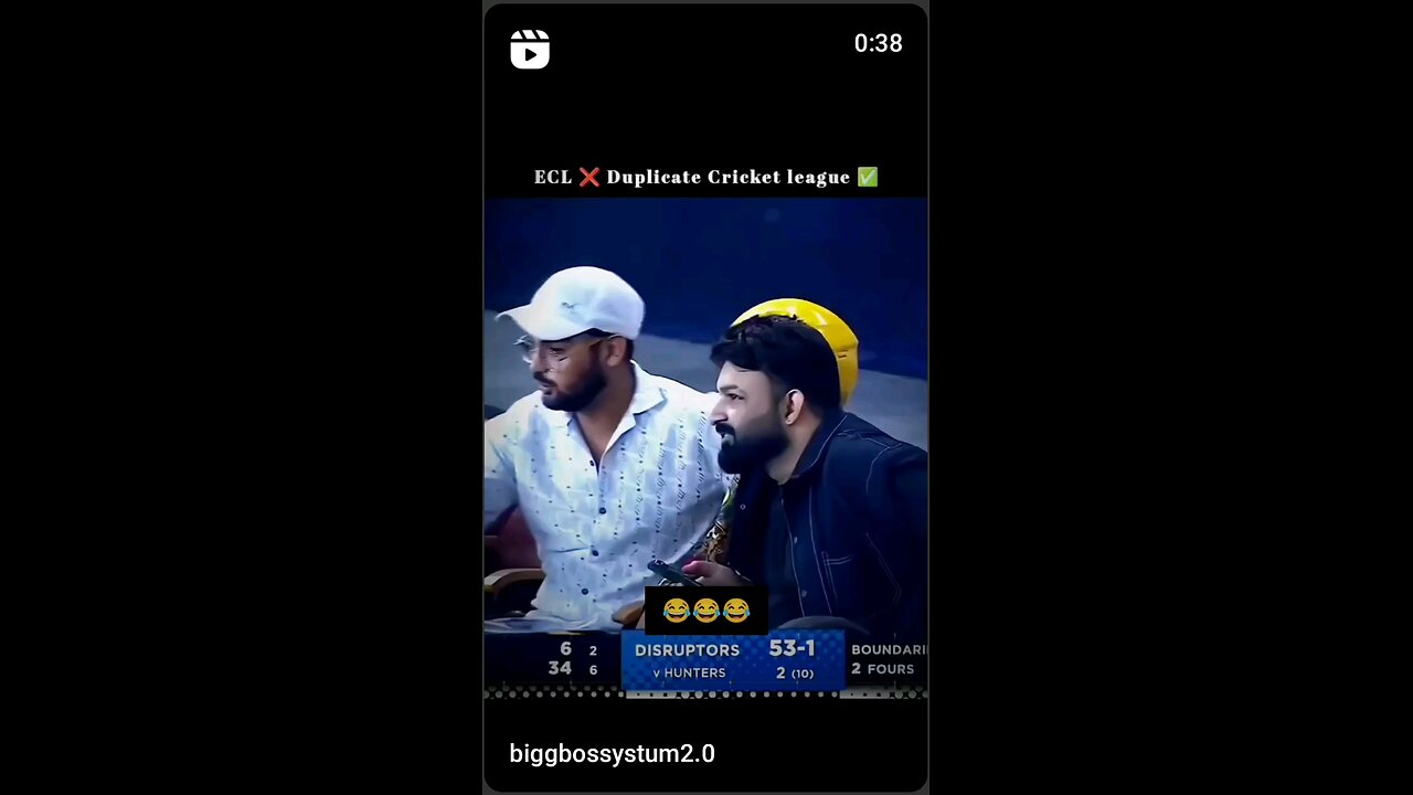 duplicate of some indian actor and crickter in a cricket match