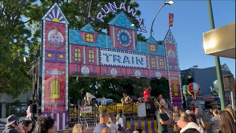 Runaway Train Carnival Ride @ Victoria Park Street Party