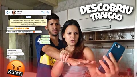 TROLLEI MINHA NAMORADA CONVERSANDO COM OUTRA!! *quase terminou comigo*