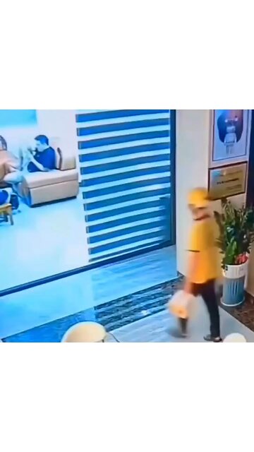 Laughter is guaranteed! The funniest moment you'll see today. Share it with someone. #funny