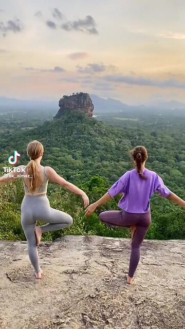 🇱🇰 Sigiriya in beautiful Sri Lanka 🇱🇰