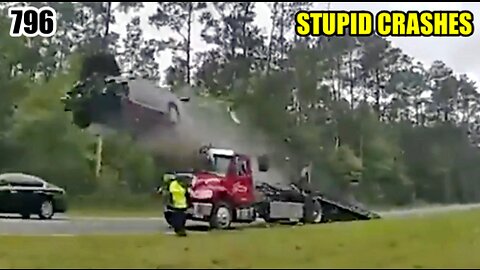 Stupid driving mistakes 796 June 2023 English subtitles