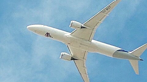 Boeing 787-9 Dreamliner CC-BGT departing to Miami from Fortaleza