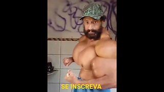 HULK BRASILEIRO MORREU ISOLADO.