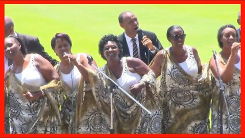 Abasaruzi Choir - Bibiliya, Iteka mu Ijuru & Amabara (Live, Amahoro National Stadium)