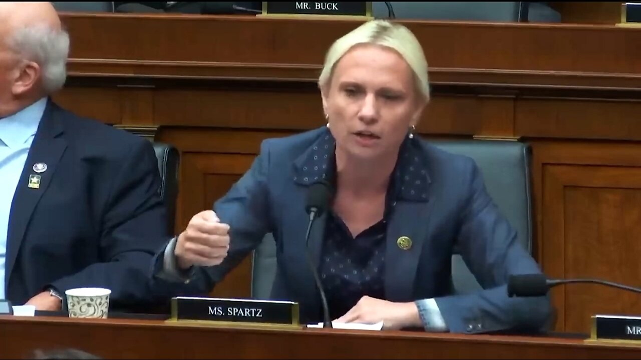 Rep Victoria Spartz UNLOADS On DHS Secretary