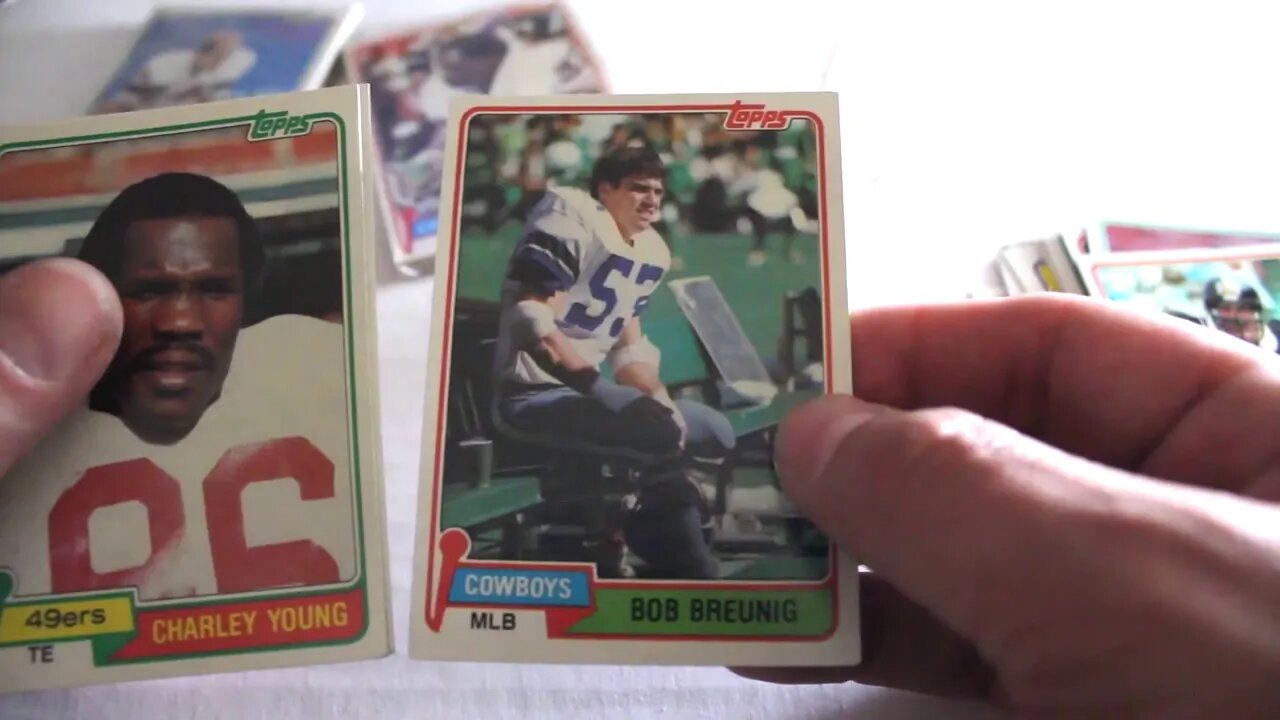 1981 Topps Football Grocery Rack Pack Break | Xclusive Breaks