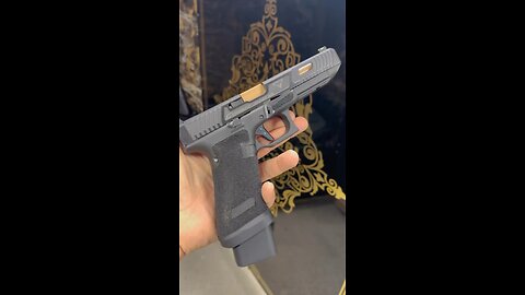 The Glock 34 featured in John Wick: Chapter 4 🎬 @TimneyTriggers