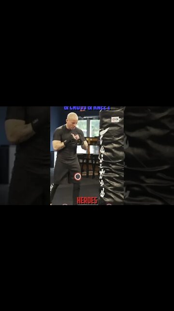 Heroes Training Center | Kickboxing "How To Double Up" Hook & Uppercut & Cross & Knee 1 | #Shorts