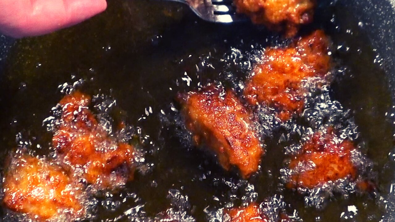 How to make JAPANESE FRIED CHICKEN (KARAAGE CHICKEN)