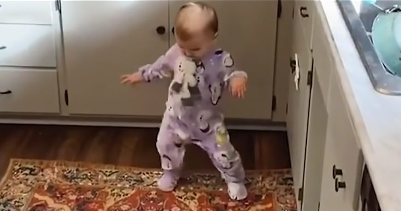 Mom's dancing baby videos are giving us life | Auracifer