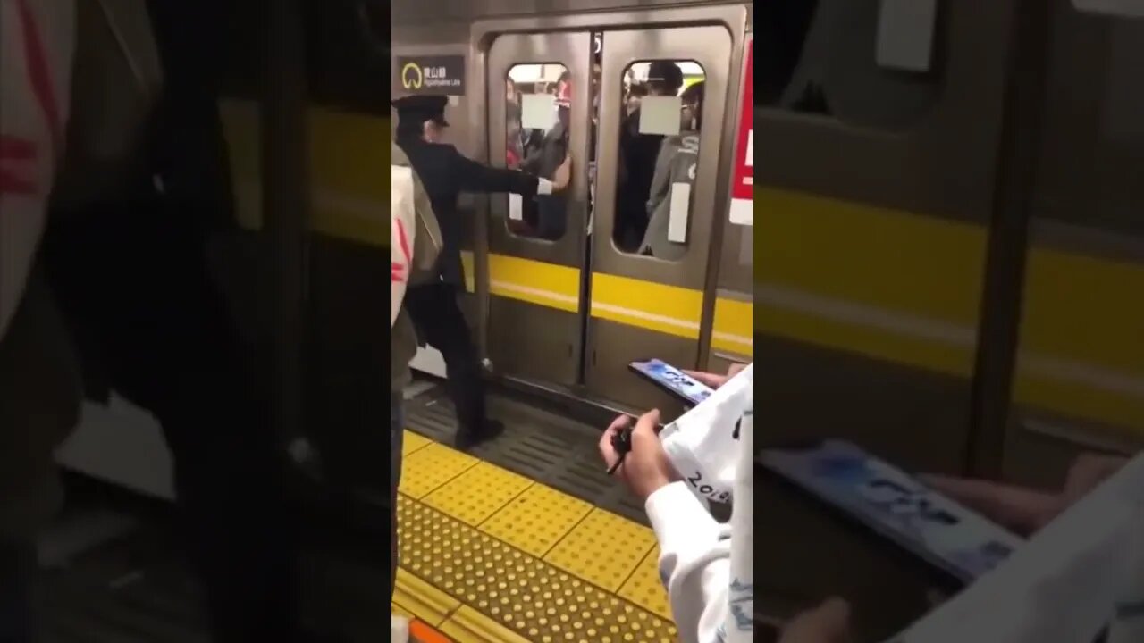 You can tell this is Japan cuz no one shoved him out after the 2nd time.