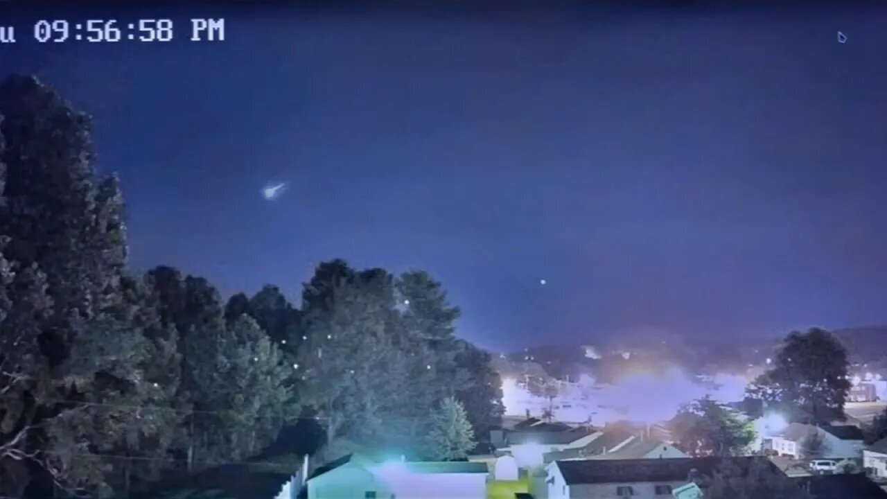 Fireball ripping across the sky 7/28/22