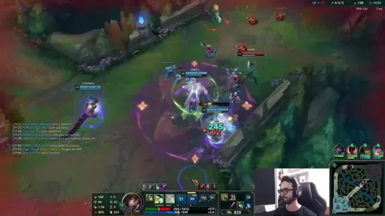 Mylon coringou jogando de adc