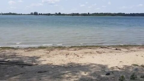 près du fleuve