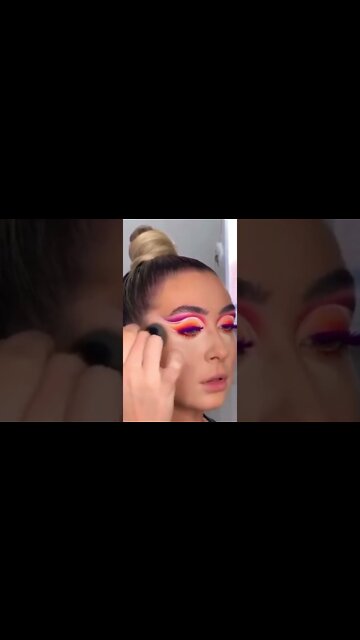 #makeupartist #makeupbeauty #makeuplooks #makeuplover #makeupideas #shorts #eyemakeup #eyeliner