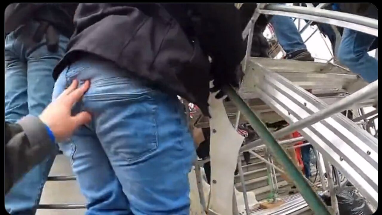 Body Cam: Undercover Officer Pushes Jan 6 Protestors Up Scaffolding