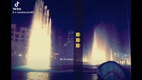 Fountain dance in dubai