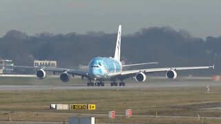 1 # 60-minute A380 take-off and landing process