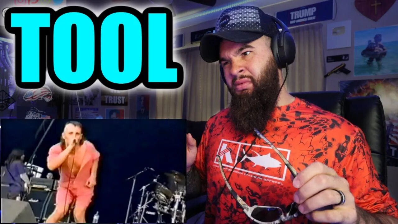 FIRST TIME HEARING TOOL - SOBER - LIVE - REACTION