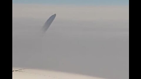 UFO / UAP Flying Over Aegean Sea 2018