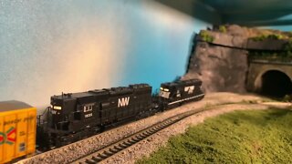 N Scale foreign power passing by this evening