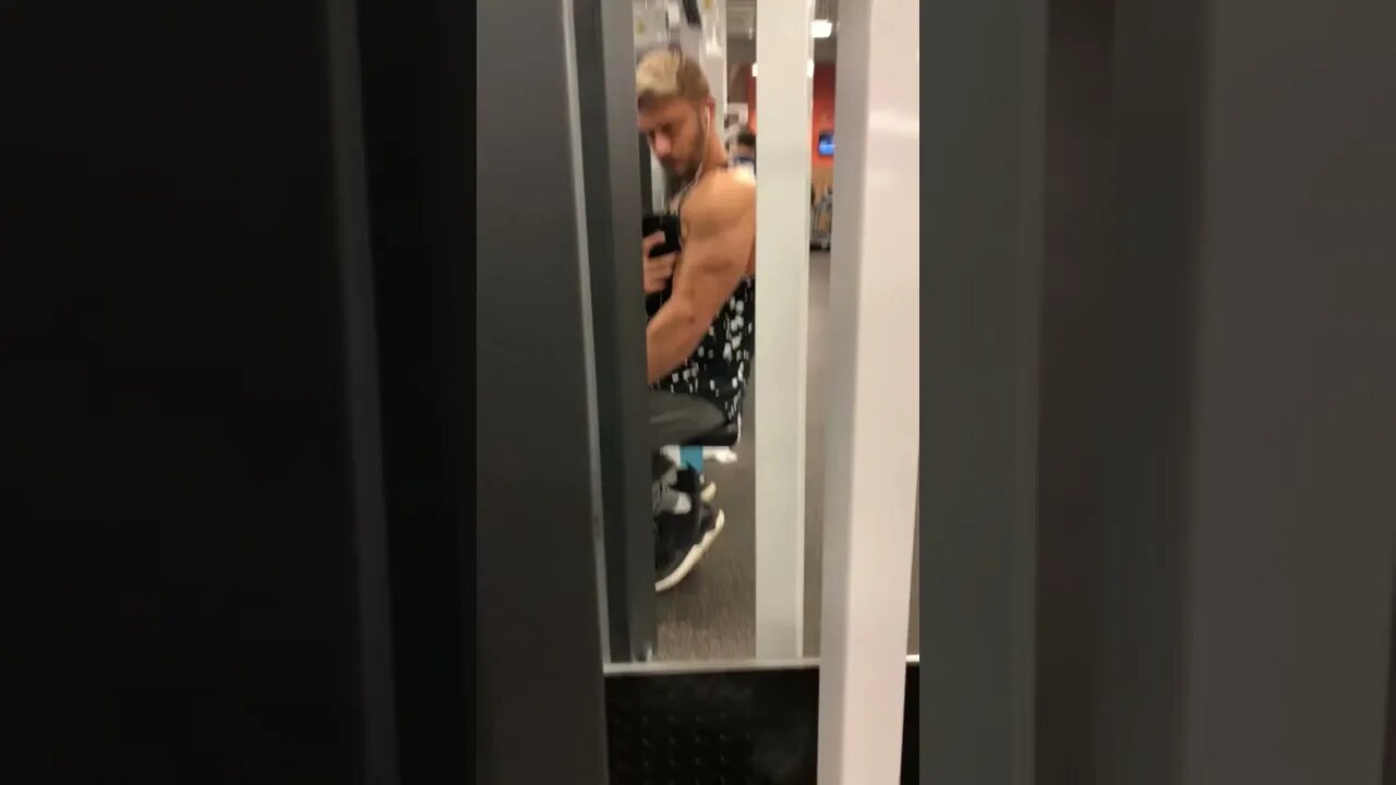 Tricep flex from days gone by