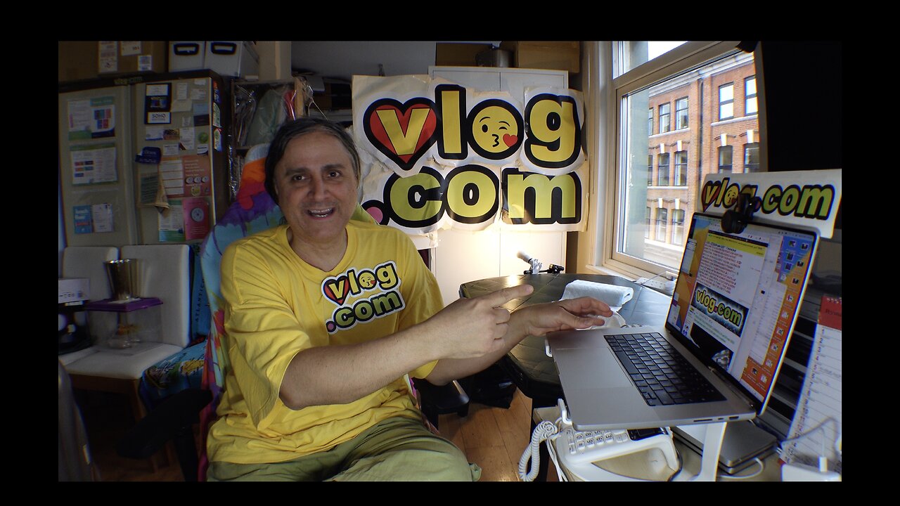 WEB DESIGNER DEVELOPER CALLS wed 29 mar 2023 GeorgeGodley dot com Vlog dot com 0419S03 1/2