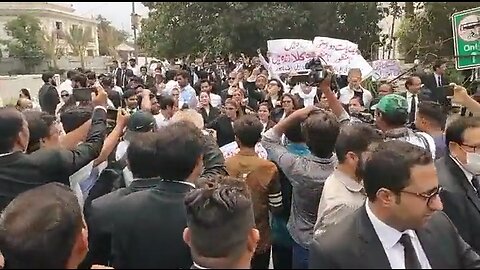 Protest of Lahore lawyers regarding the election