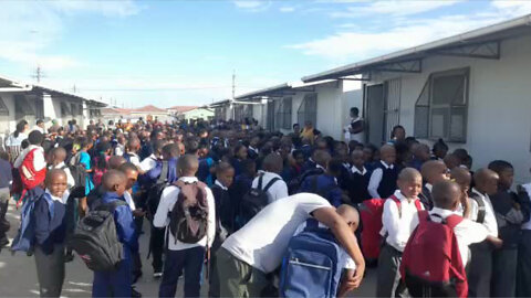 WATCH: Back to School for Parliment and Umthawelanga Primary School