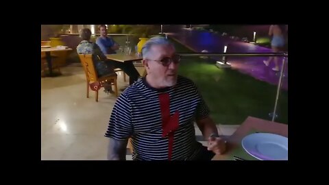 Serghei Mizil: Cum o ard fraierii in desert