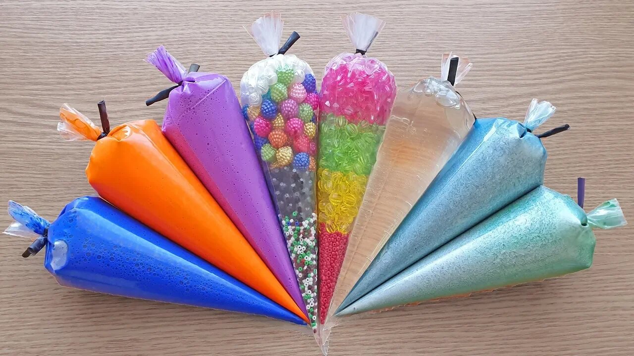 Making Crunchy Slime with Piping Bags #132