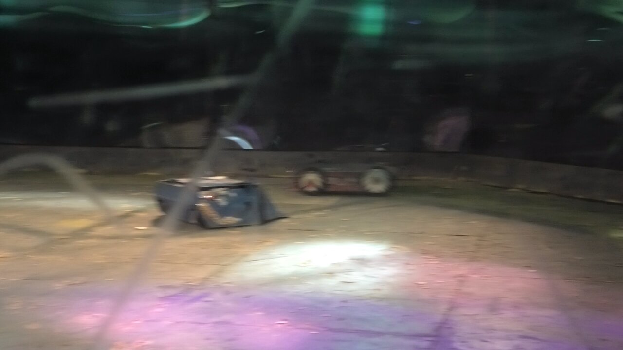 Roboriots Dublin 2022: King B Powerworks Vs Theresa Mayhem 