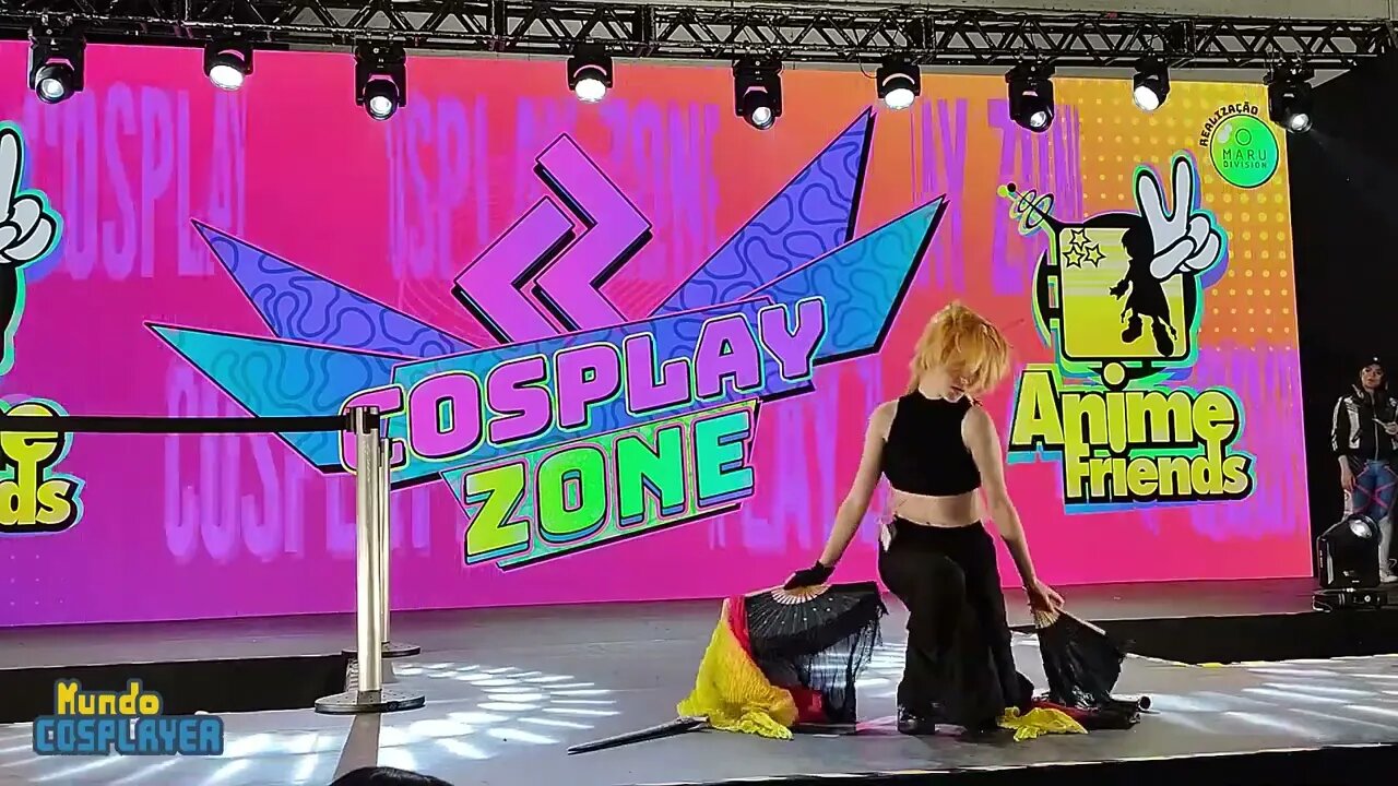 Apresentação Cosplay Livre de Aether do jogo Genshin Impact no Anime Friends 2022