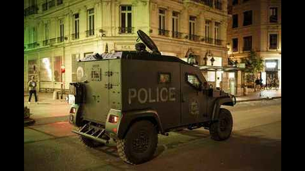 En París, un policía disparó un merodeador