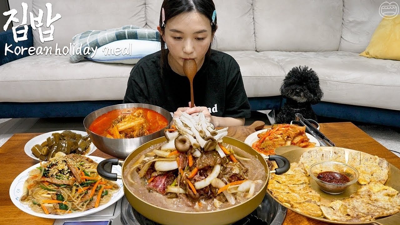 Korea’s representative holiday food ☆ Bulgogi, Japchae, Beef Jeon, Soup