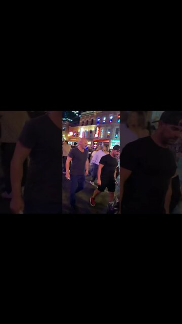 Nashville Broadway street at night