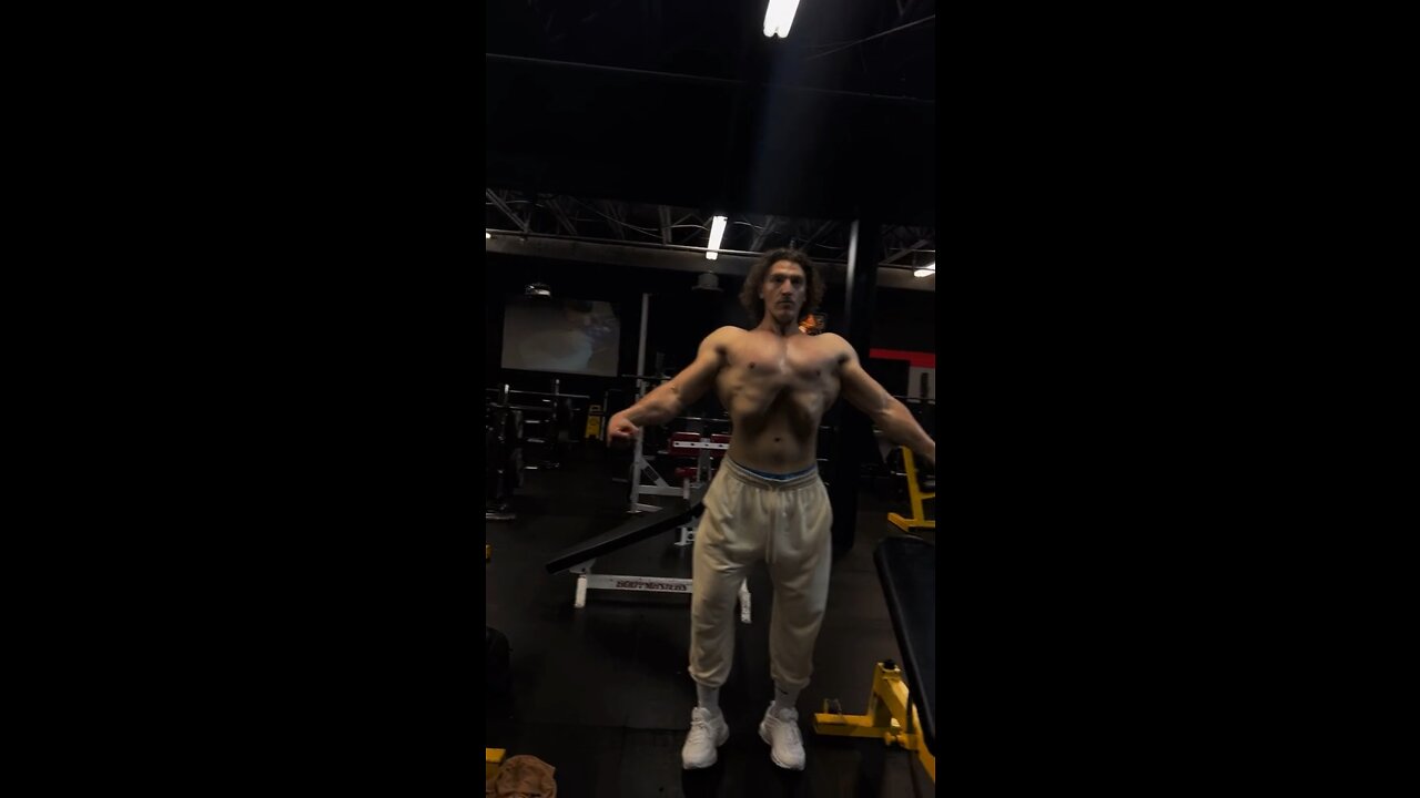 18 YEAROLD 5% BODYFAT