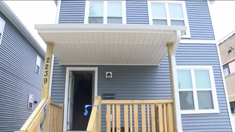 Milwaukee mom of 2 reaches goal of becoming homeowner thanks to local non-profit
