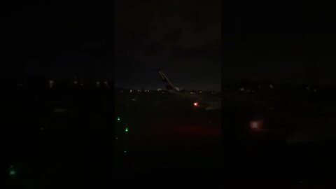 VÔO NOTURNO BELÍSSIMO 🥰✈️