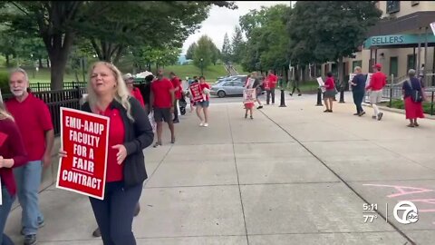 EMU professors picket as contract talks stall