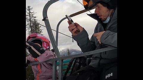 Baby makes skiing look easy for her age. 😍⛷