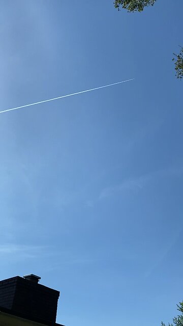 Side by Side Chemtrailing 11/22