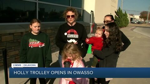 Holly Trolley Opens in Owasso