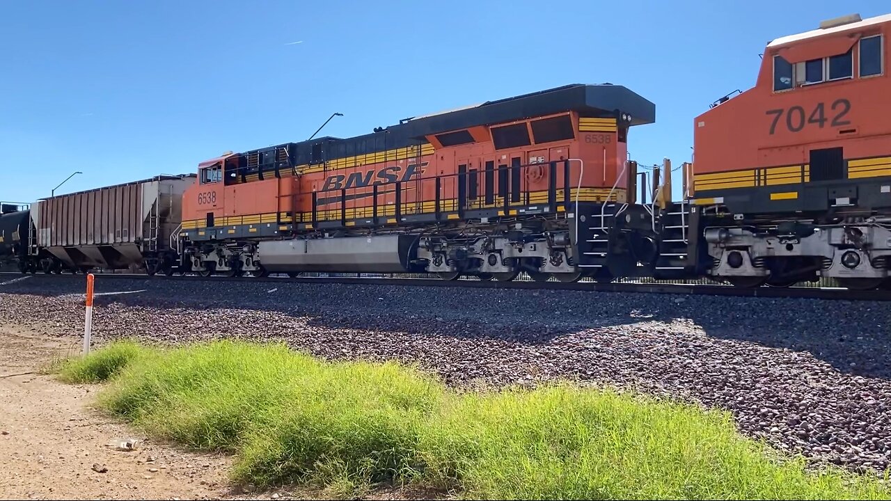 Railfanning the BNSF Phoenix Sub: Oil Cans Inbound, Peoria, AZ 11-4-2022