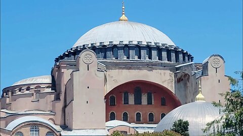 Zuhr Adhan at #SultanAhmetMeydanı in Fatih/İstanbul | Tuesday 18th June 2024