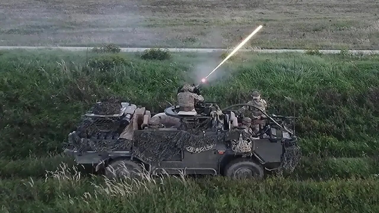 British Army Jackal Combat Vehicles Pierce Rusty Tank Armor With Beautiful Accurate Tracer Fire