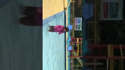 TODA CRIANÇA AMA PISCINA #tiktok #infantil #criança #meme #shorts