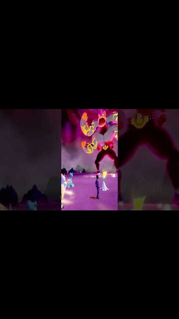 Pokémon Sword - Gigantamax Machamp Used Thunder Punch!