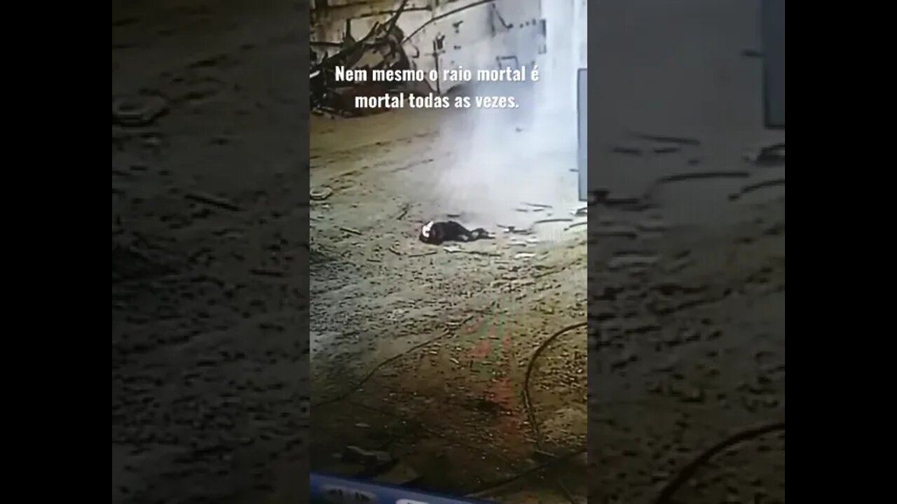 Nem mesmo o raio mortal mata todas as vezes. 😂😂😂😂😂